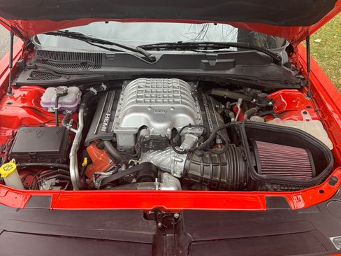 Used 2023 Dodge Challenger SRT Hellcat w/ Driver Convenience Group image 4