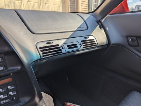 Used 1995 Chevrolet Corvette Coupe image 10