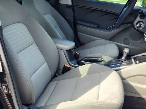 Used 2015 Kia Forte EX image 12