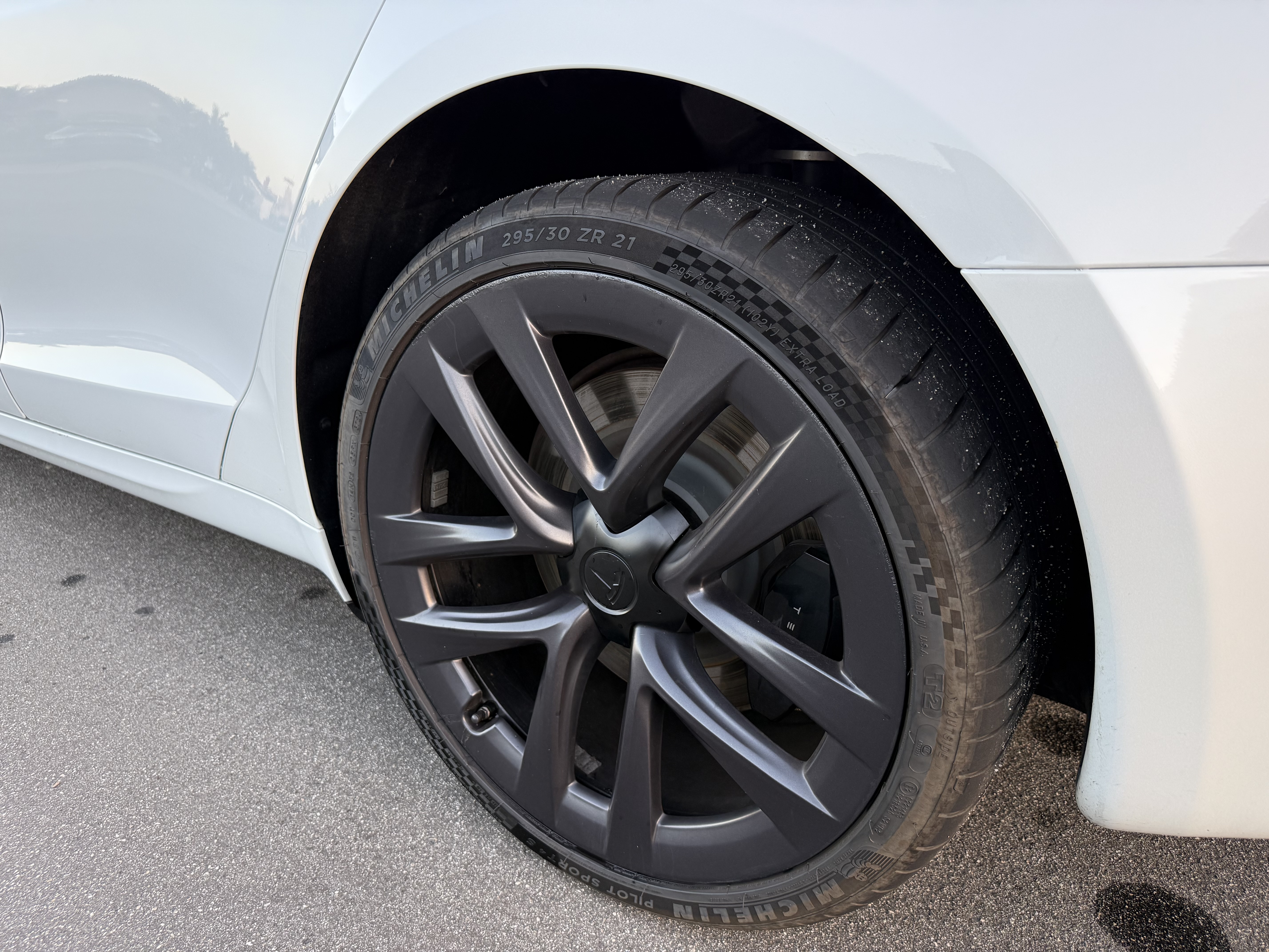 Used 2022 Tesla Model S Standard Range AWD/4WD image 14