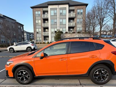 Used 2020 Subaru Crosstrek 2.0i Premium w/ Moonroof Package 2