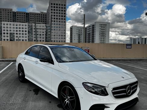 Used 2019 Mercedes-Benz E 300 image 2