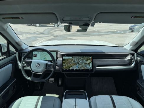 Used 2023 Rivian R1S Launch Edition AWD/4WD image 12