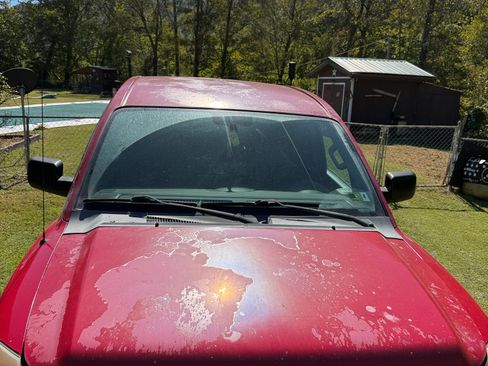 Used 2012 Nissan Titan SV w/ Sport Appearance Pkg image 4