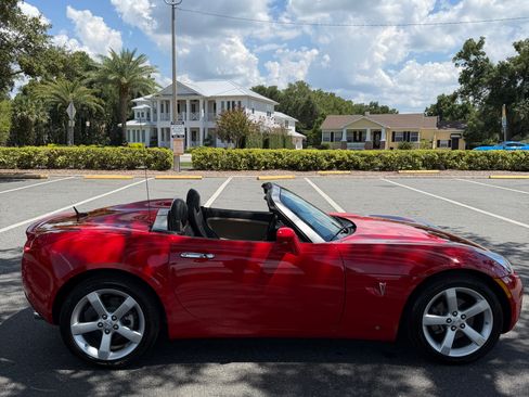 Used 2008 Pontiac Solstice Convertible w/ Premium Package RWD image 14