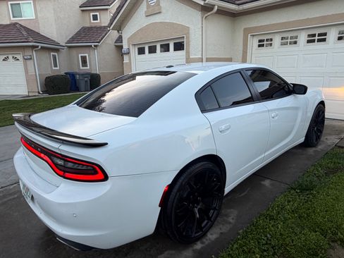 Used 2022 Dodge Charger SXT image 22
