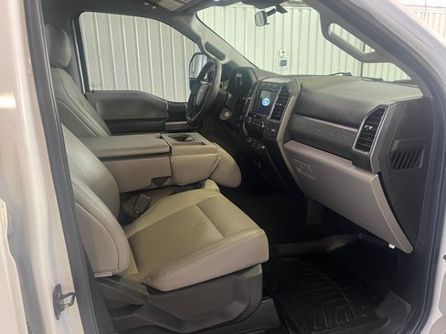 Used 2020 Ford F250 XLT AWD/4WD image 15