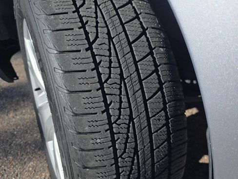 Used 2016 Subaru Forester 2.5i Premium image 16