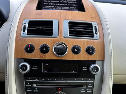 Used 2009 Aston Martin DB9 Coupe RWD image 15