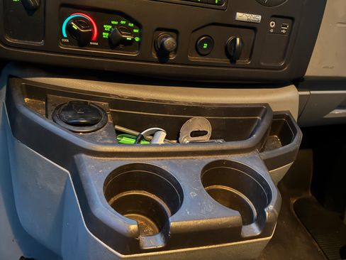 Used 2012 Ford E-150 and Econoline 150 w/ PWR Group RWD image 11