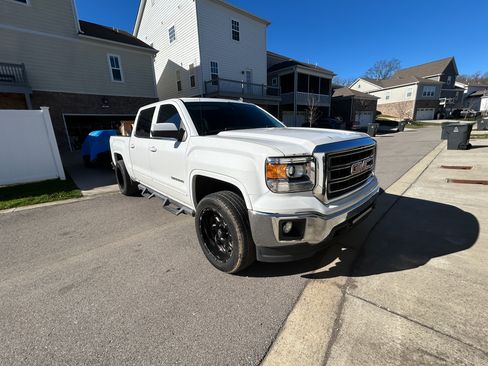 Used 2014 GMC Sierra 1500 SLE w/ SLE Value Package image 2