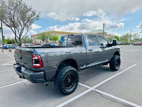 Used 2023 RAM 2500 Laramie w/ Night Edition AWD/4WD image 6