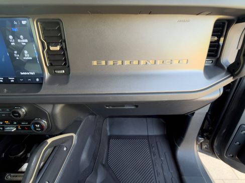 Used 2026 Ford Bronco Badlands AWD/4WD image 22