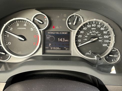 Used 2017 Toyota Tundra SR5 w/ TRD Off Road Package image 15