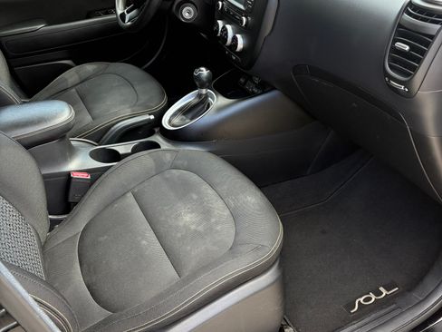 Used 2014 Kia Soul + w/ UVO w/Eservices Package image 9