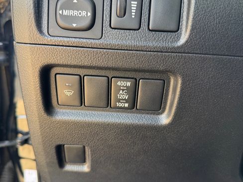 Used 2015 Toyota 4Runner Trail AWD/4WD image 13