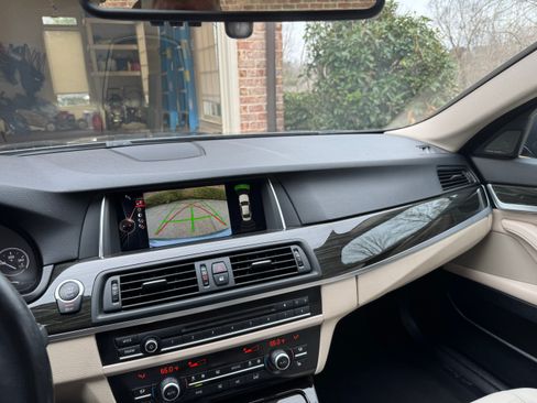 Used 2016 BMW 528i Sedan image 14