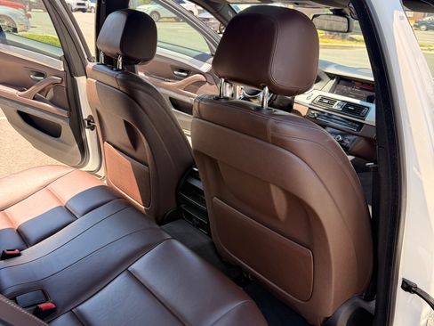 Used 2015 BMW 528i Sedan RWD image 9