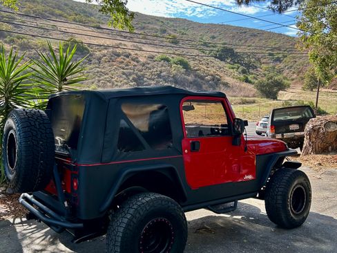 Used 2005 Jeep Wrangler Sport w/ Security Group AWD/4WD image 15