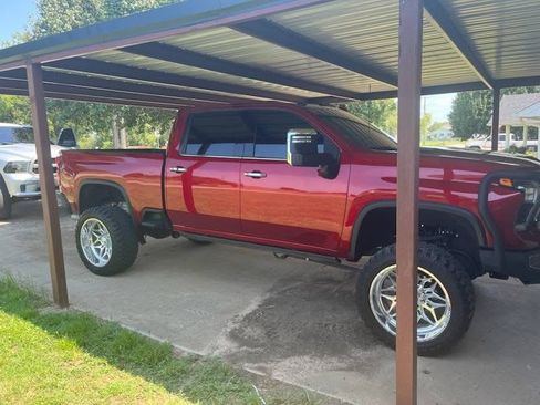 Used 2024 Chevrolet Silverado 2500 LTZ w/ LTZ Premium Package image 4