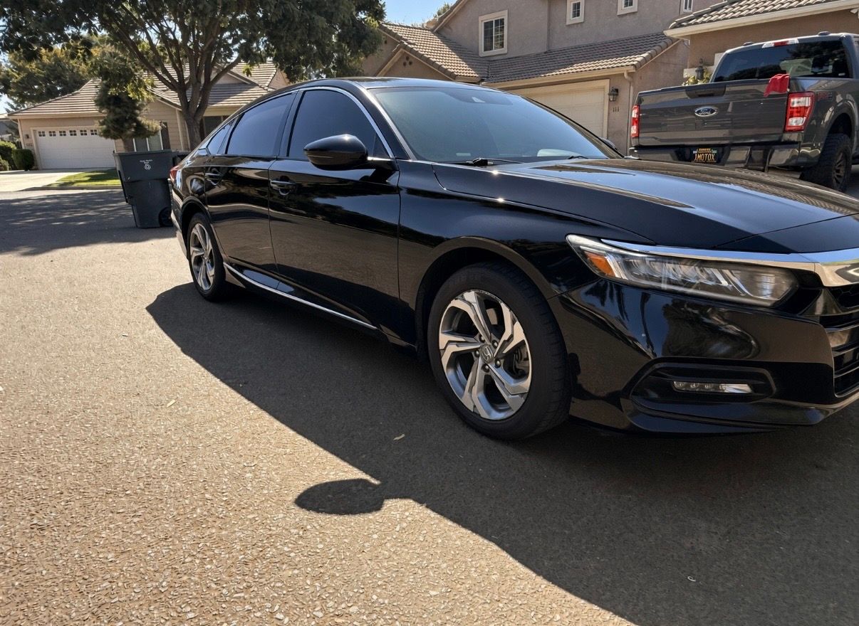 Used 2018 Honda Accord EX-L image 1