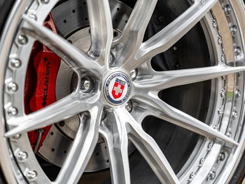 Used 2020 McLaren GT image 30