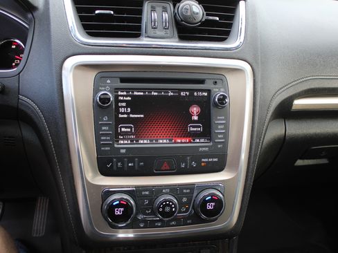 Used 2016 GMC Acadia Denali image 28