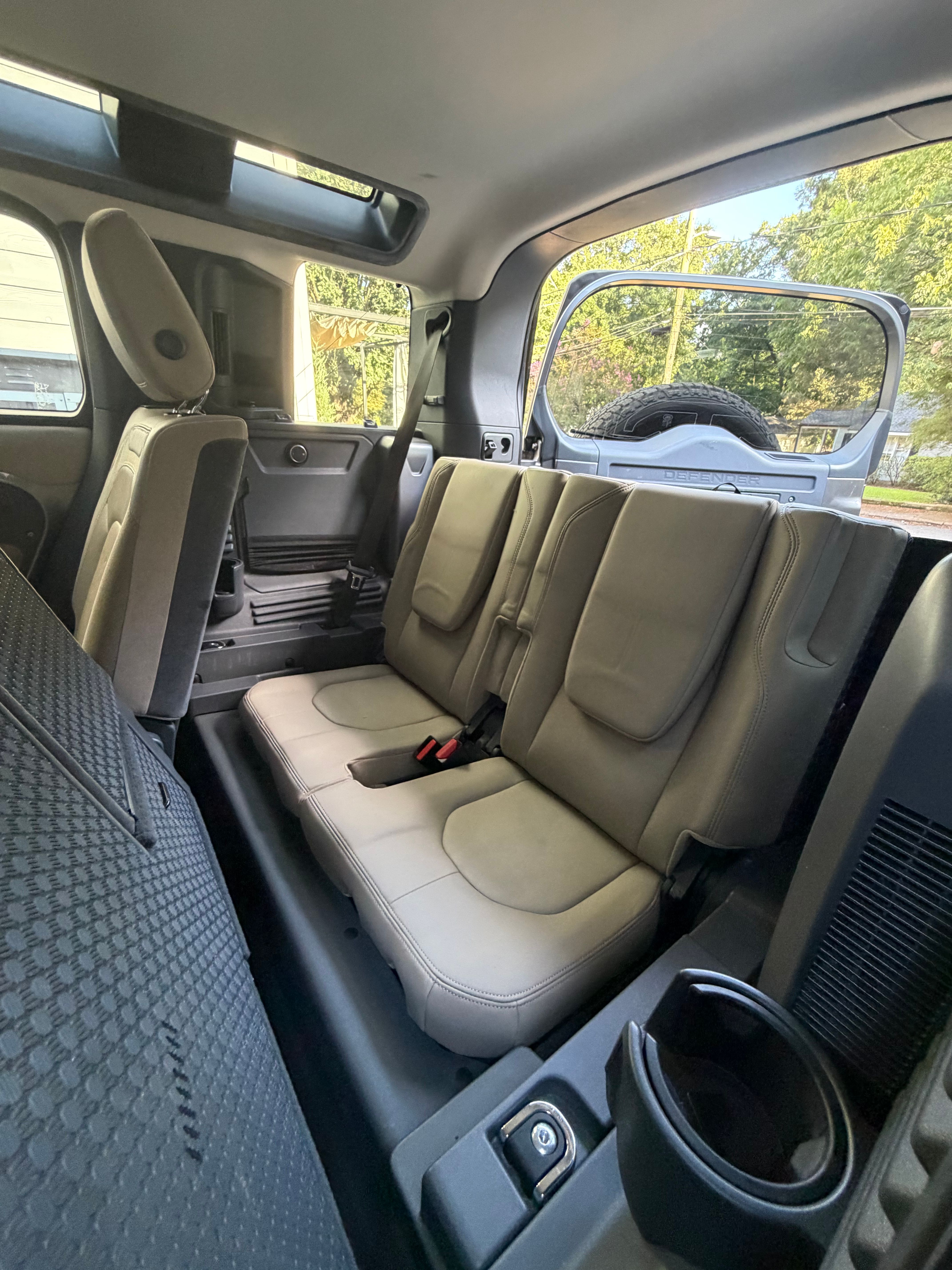 Used 2020 Land Rover Defender 110 S AWD/4WD image 19