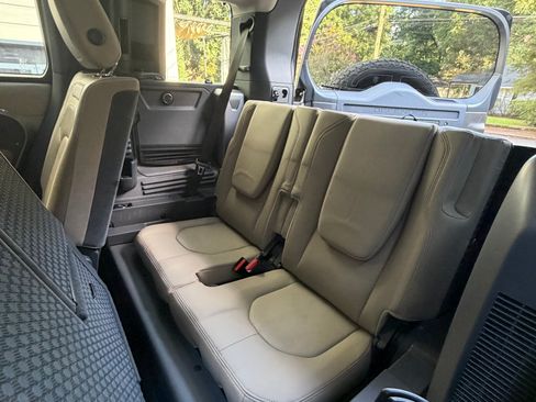 Used 2020 Land Rover Defender 110 S AWD/4WD image 19