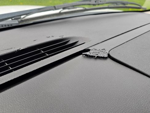 Used 2010 GMC Yukon Denali image 19