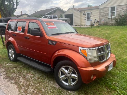 Used 2007 Dodge Nitro SLT AWD/4WD image 2