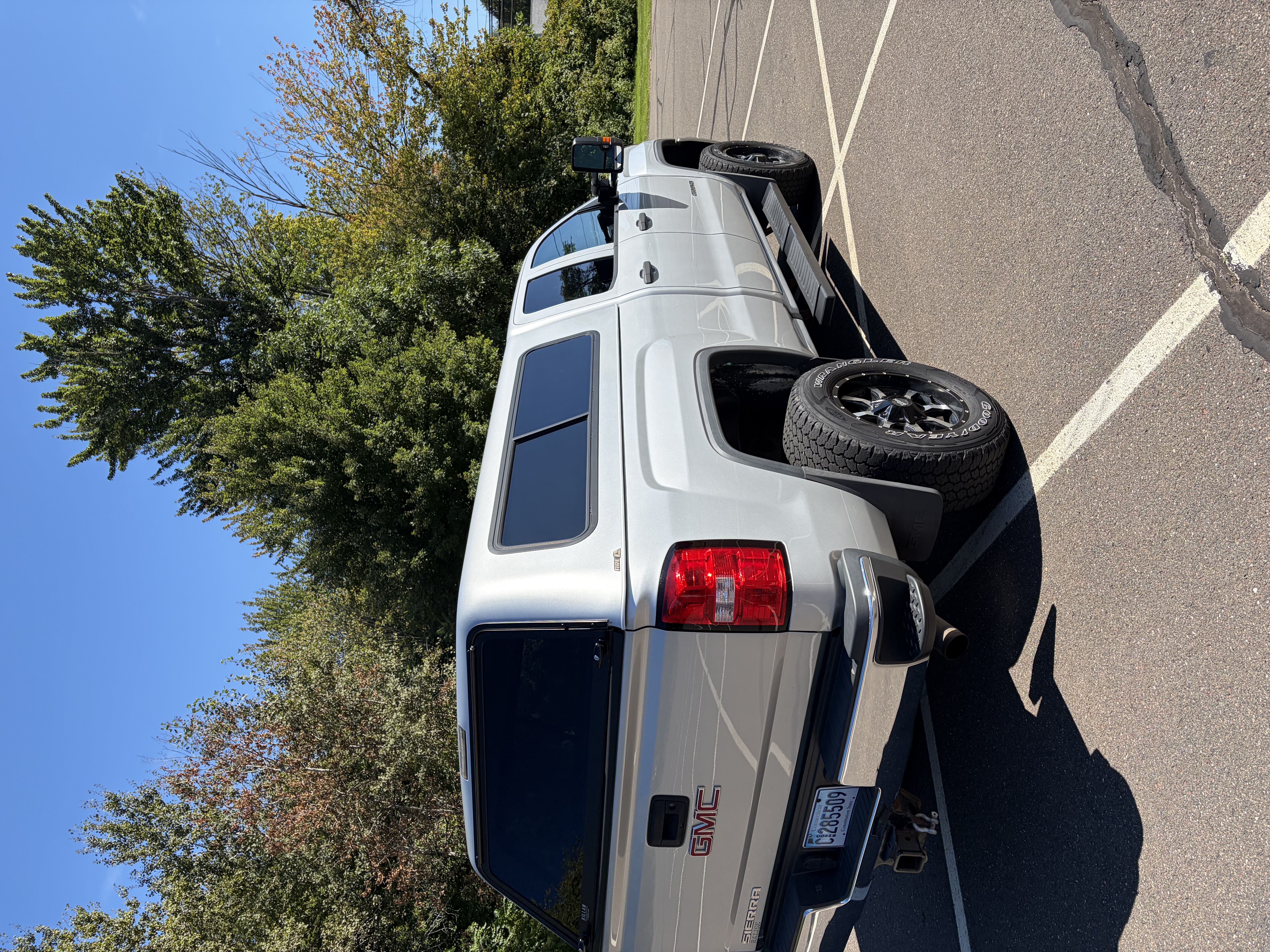 Used 2018 GMC Sierra 2500 4x4 Double Cab w/ Sierra Convenience Package image 8