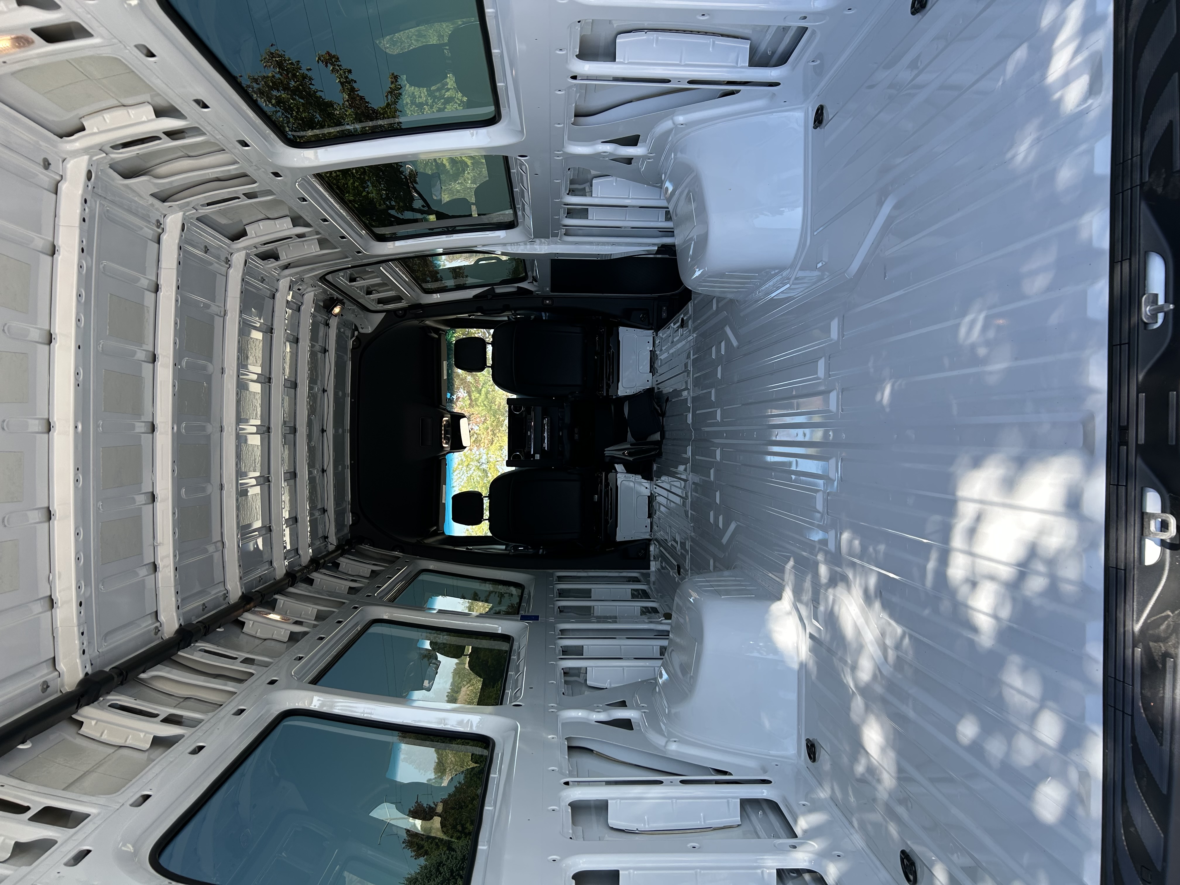 Used 2022 Mercedes-Benz Sprinter 3500 image 11