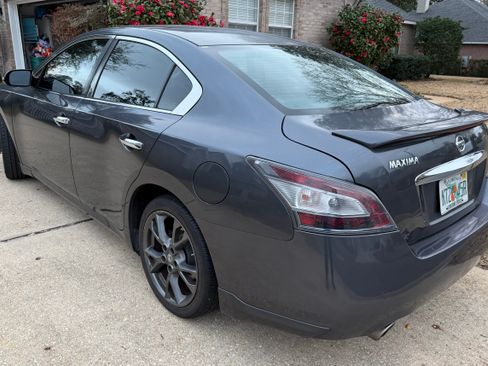Used 2012 Nissan Maxima 3.5 S w/ Limited Edition Pkg image 4