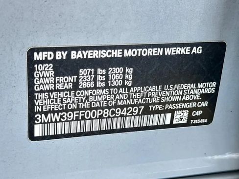 Used 2023 BMW 330e w/ M Sport Package RWD image 4