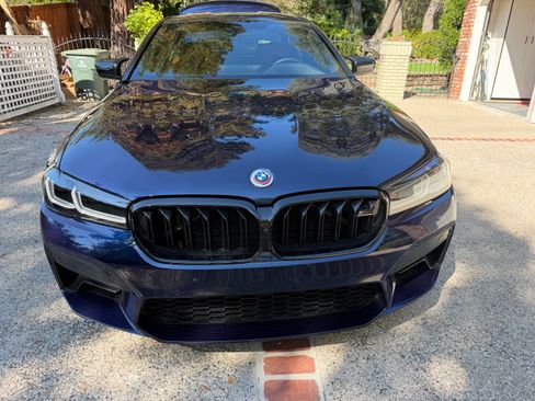 Used 2023 BMW M5 w/ Competition Package AWD/4WD image 2