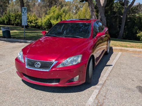 Used 2009 Lexus IS 250 w/ Luxury Plus Pkg w/ 18" Wheels RWD image 5