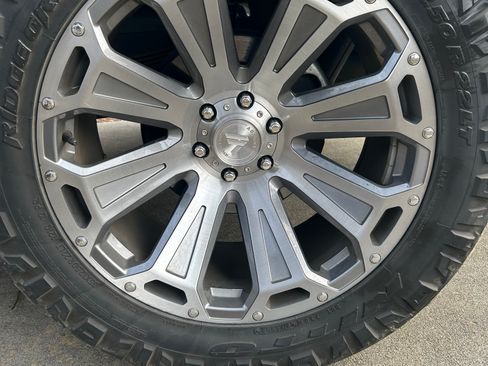 Used 2019 Ford F150 Raptor w/ Equipment Group 802A Luxury image 5