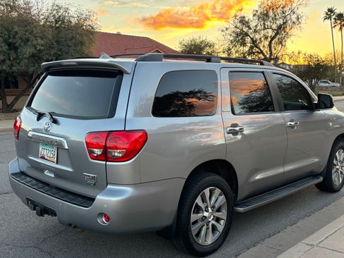 Used 2017 Toyota Sequoia Limited image 4