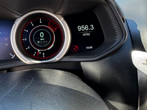 Used 2018 Aston Martin DB11 V12 image 14