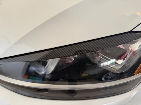 Used 2016 Volkswagen Golf R 4-Door AWD/4WD image 29