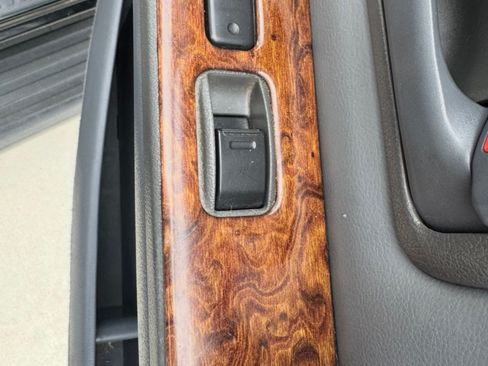 Used 1997 Toyota Land Cruiser image 15