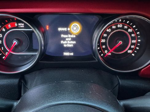 Used 2021 Jeep Wrangler Unlimited Rubicon image 12