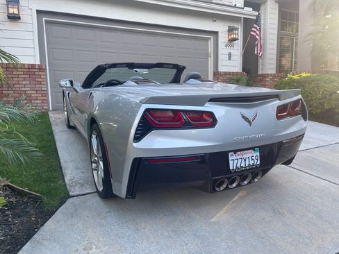 Used 2015 Chevrolet Corvette Stingray Convertible w/ 3LT Preferred Equipment Group RWD image 8