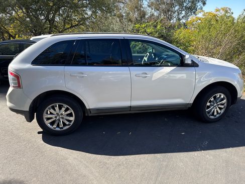 Used 2010 Ford Edge SEL image 1