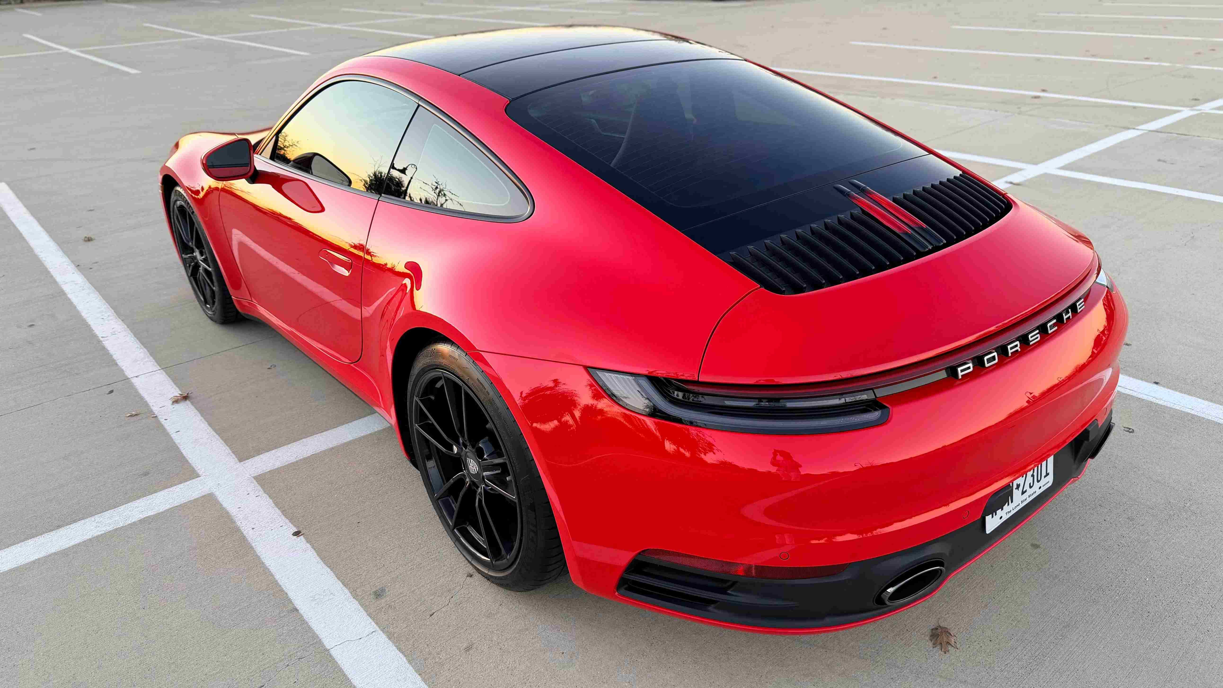 Used 2022 Porsche 911 Carrera image 10