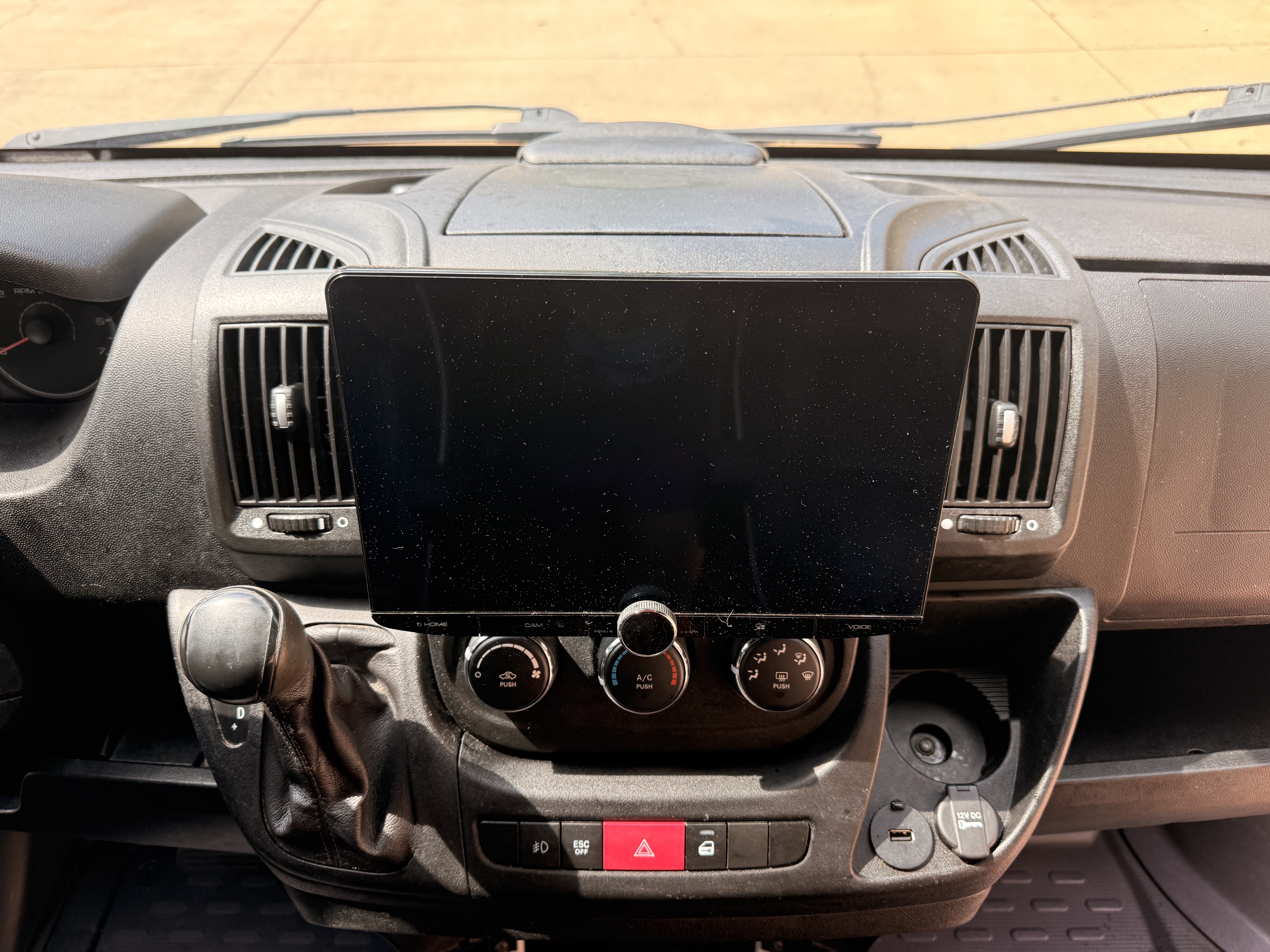 Used 2015 RAM ProMaster 2500 FWD image 9