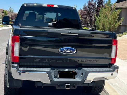 Used 2019 Ford F250 Lariat w/ Lariat Ultimate Package AWD/4WD image 8