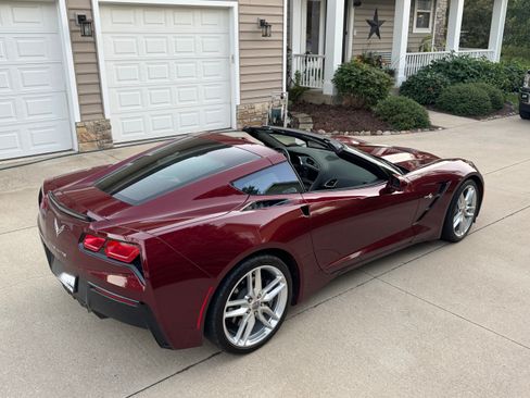 Used 2019 Chevrolet Corvette Stingray Coupe w/ 1LT image 18