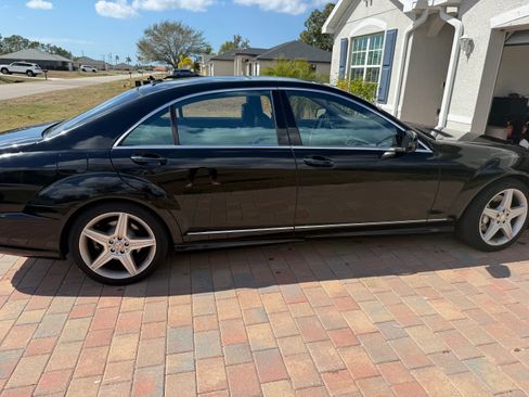 Used 2011 Mercedes-Benz S 550 4MATIC image 5